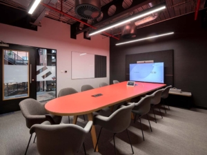 av-vc-flexible-collaboration-furniture