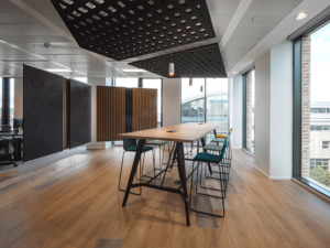 high-meeting-table-collaborative-furniture-agile-workplaces-poseur-height