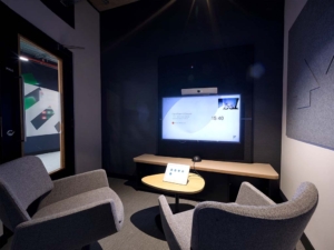 av-vc-flexible-collaboration-furniture