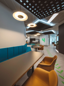 office-coffee-table-furniture-small-break-out