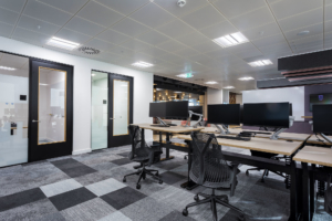 sit-stand-desk-manufacturer