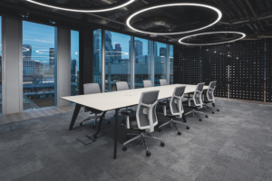 meeting-tables-coworking-hot-desking