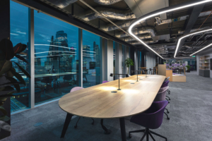 collaborative-tables-desks