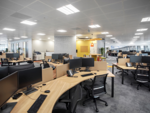 desk-workstations-standing-manufacturer